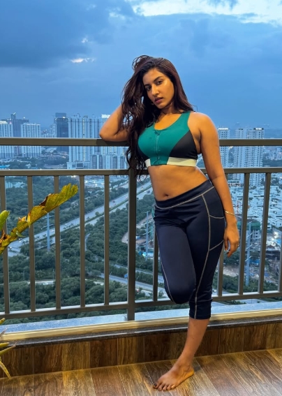 Vishnupriya Raises the Style Quotient