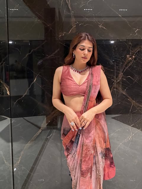 Shraddha Das in a Pink Saree...A Regal Beauty
