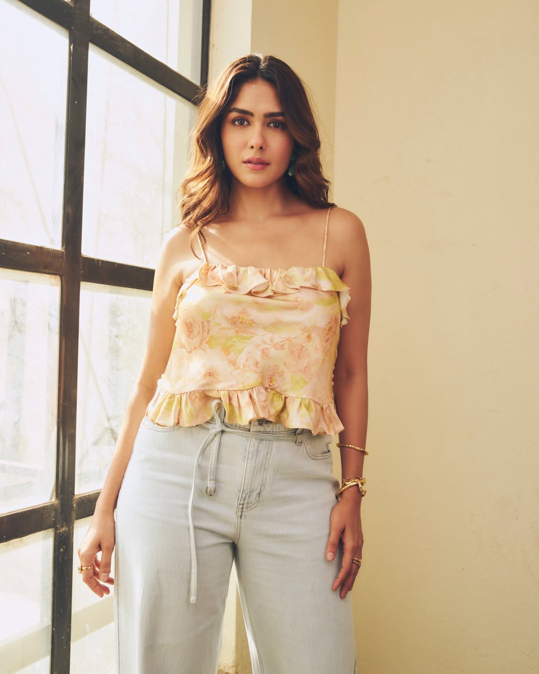 Mrunal Thakur Stuns in Effortless Elegance