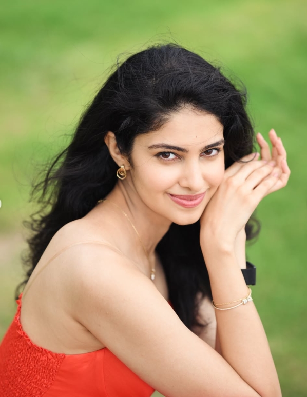 Manasa Varanasi Stuns in a Vibrant Coral-Pink Ensemble