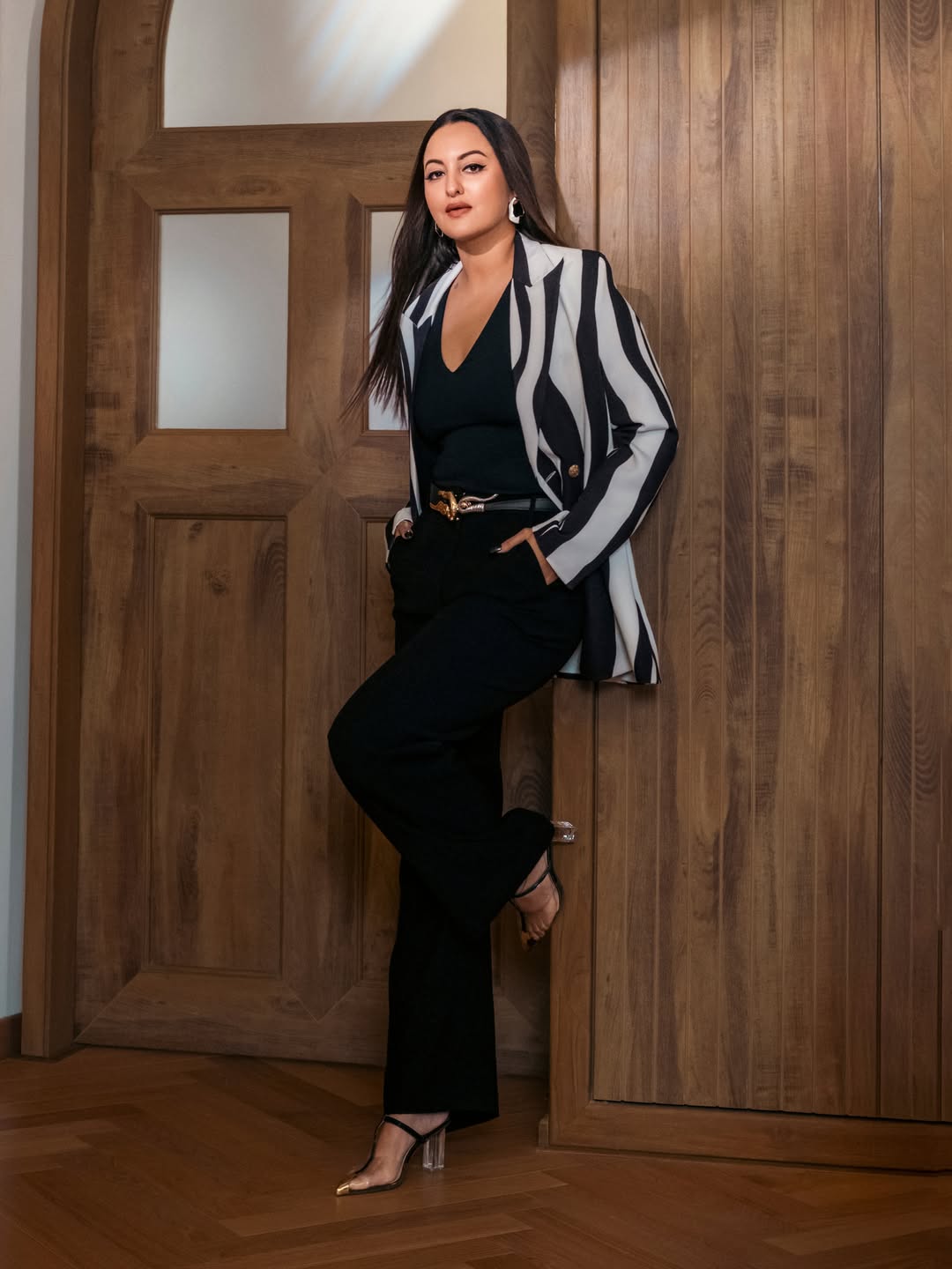 Sonakshi Sinha Slays Boss Lady Vibes in Monochrome Style!