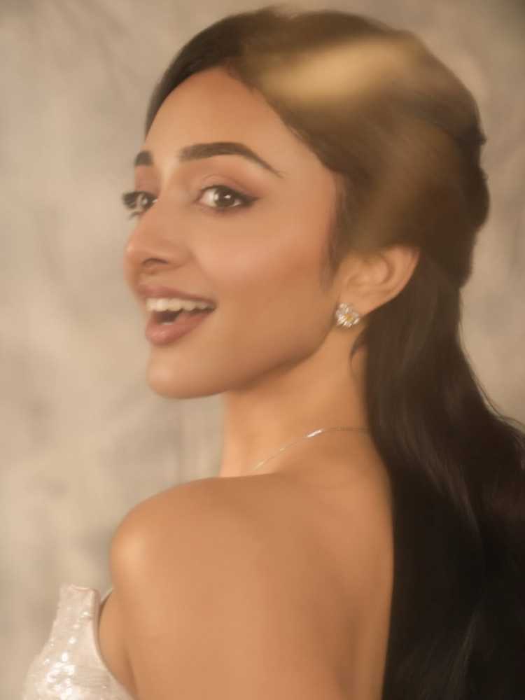 ప్రీతి ముకుందన్ చిరునవ్వులో మాయాజాలం