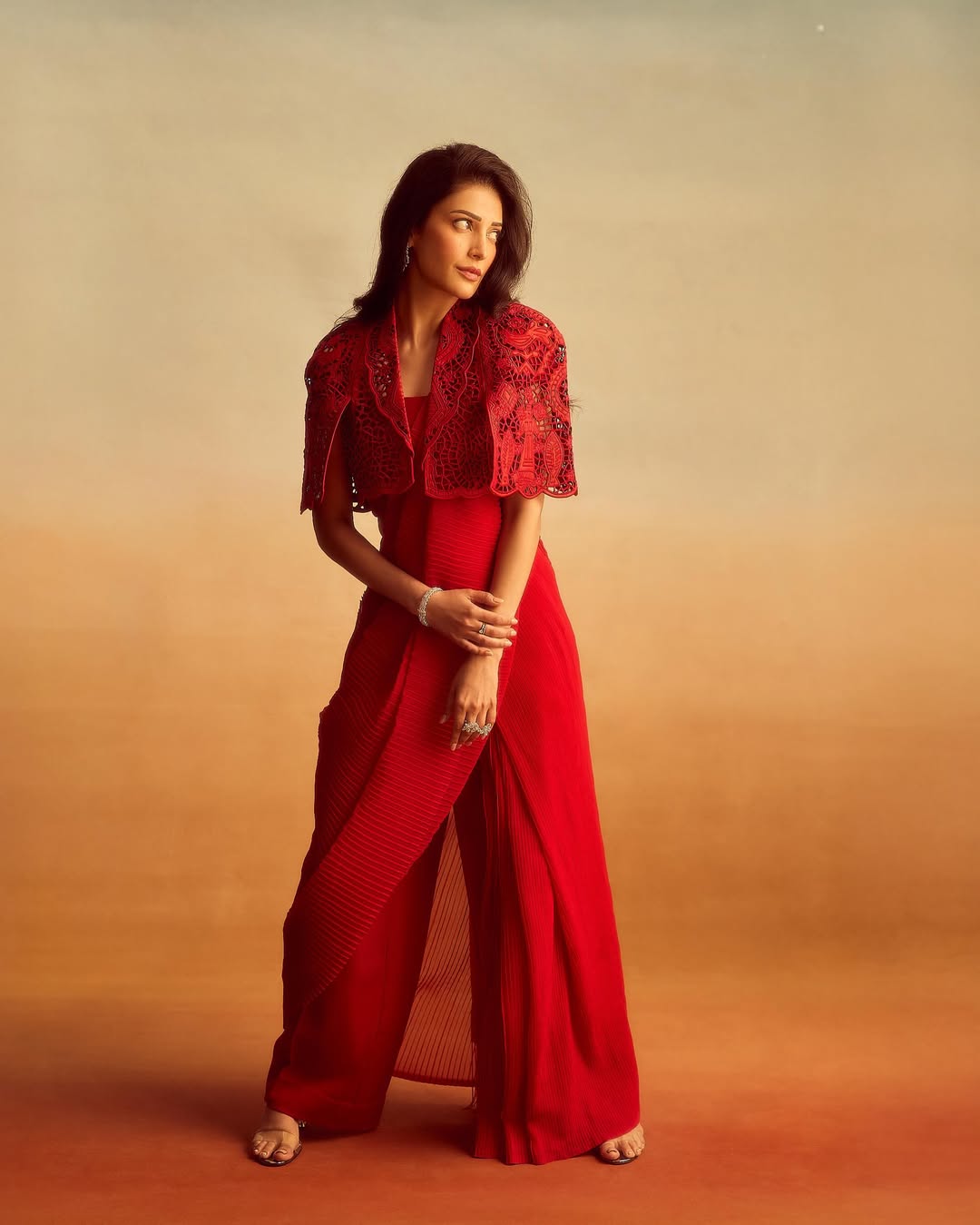 Shruti Haasan’s ravishing red look!