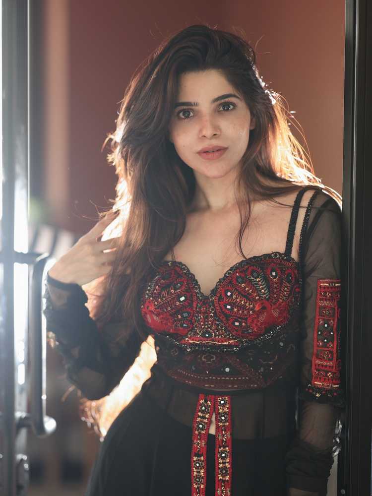 Divya Bharathi's Glam Charm