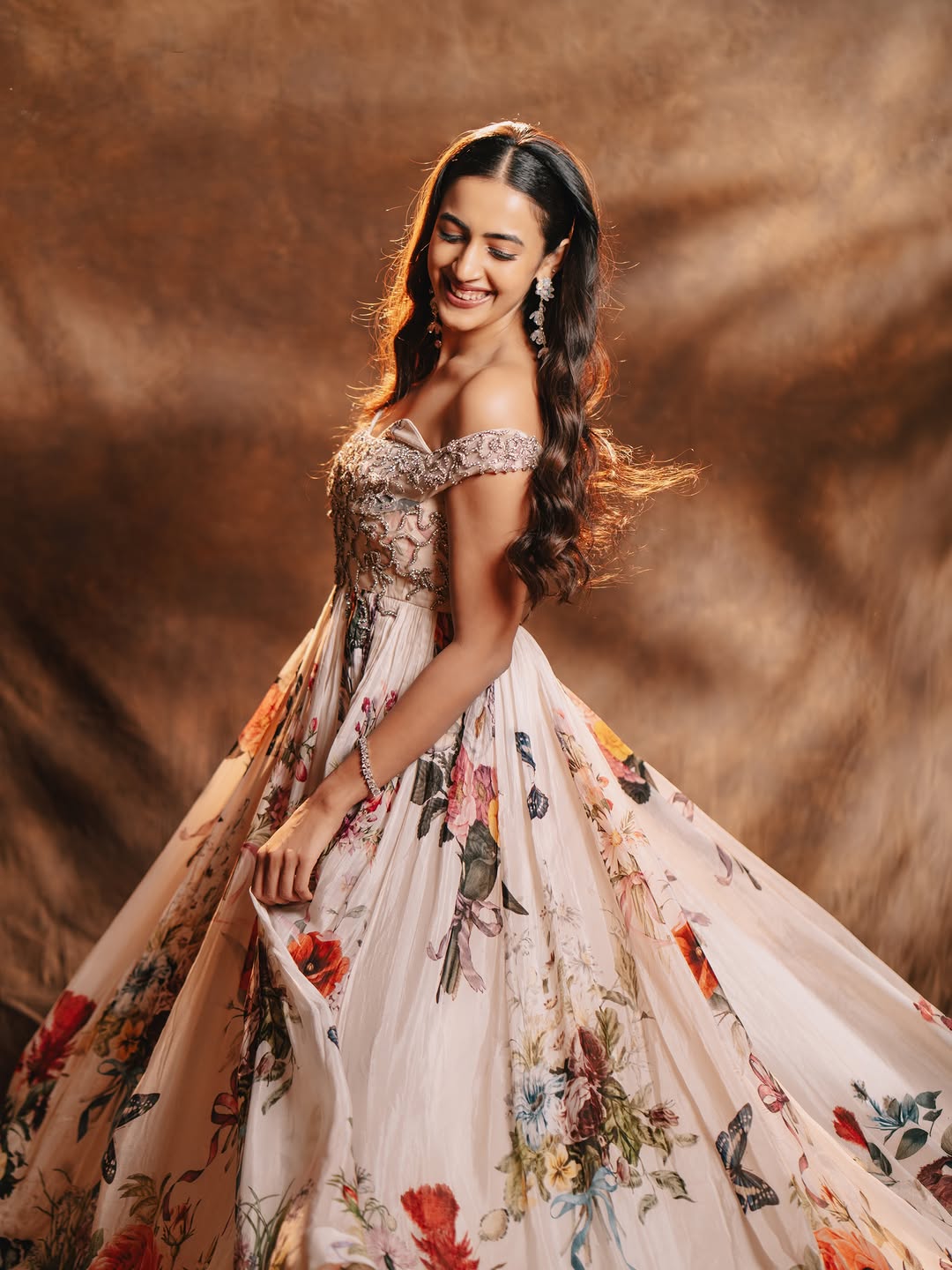 Niharika Konidela Radiates Elegance in Dreamy Floral Couture!