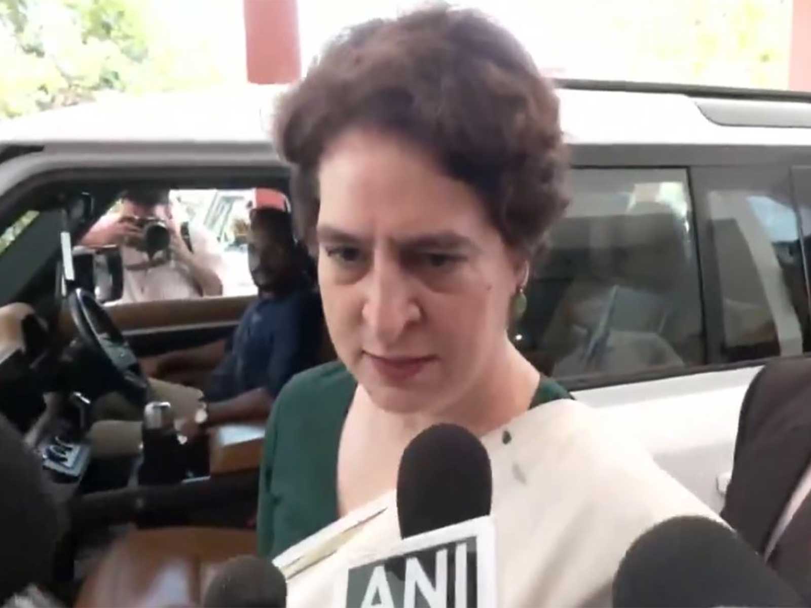 Priyanka Gandhi Reacts to Jamui Incident, Raises Women’s Safety Concerns