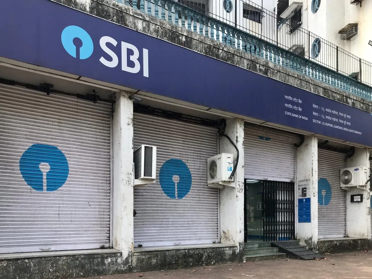 Bank Branches Shut Across India.. Over 4,000 Closed in Five Years!