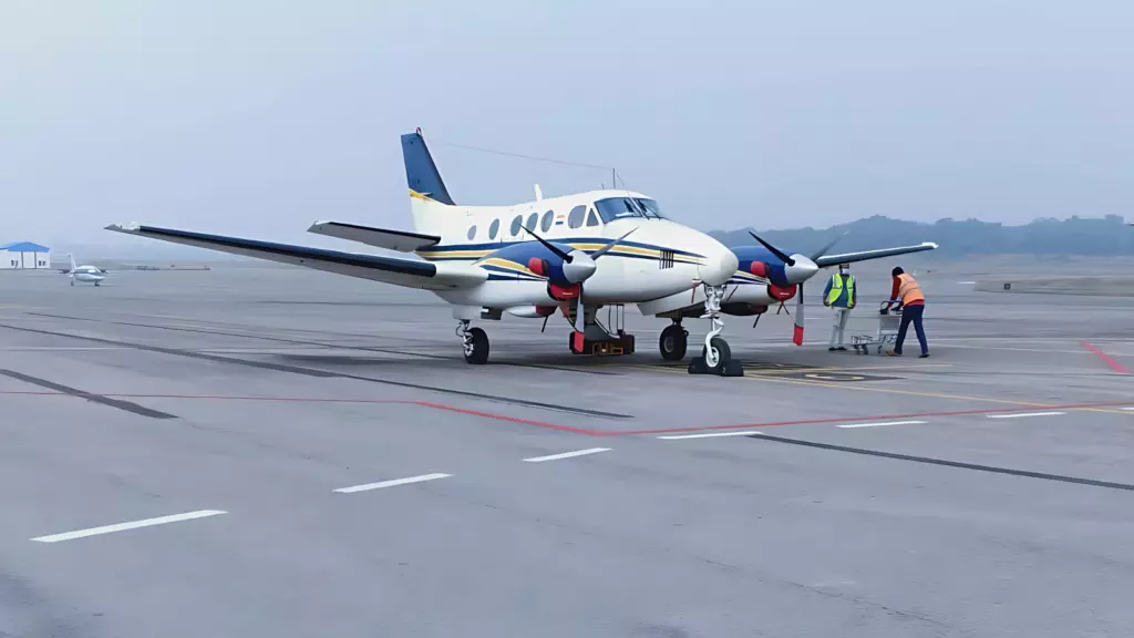 Air Ambulance Makes Emergency Landing Due to Technical Glitch...Woman Dies