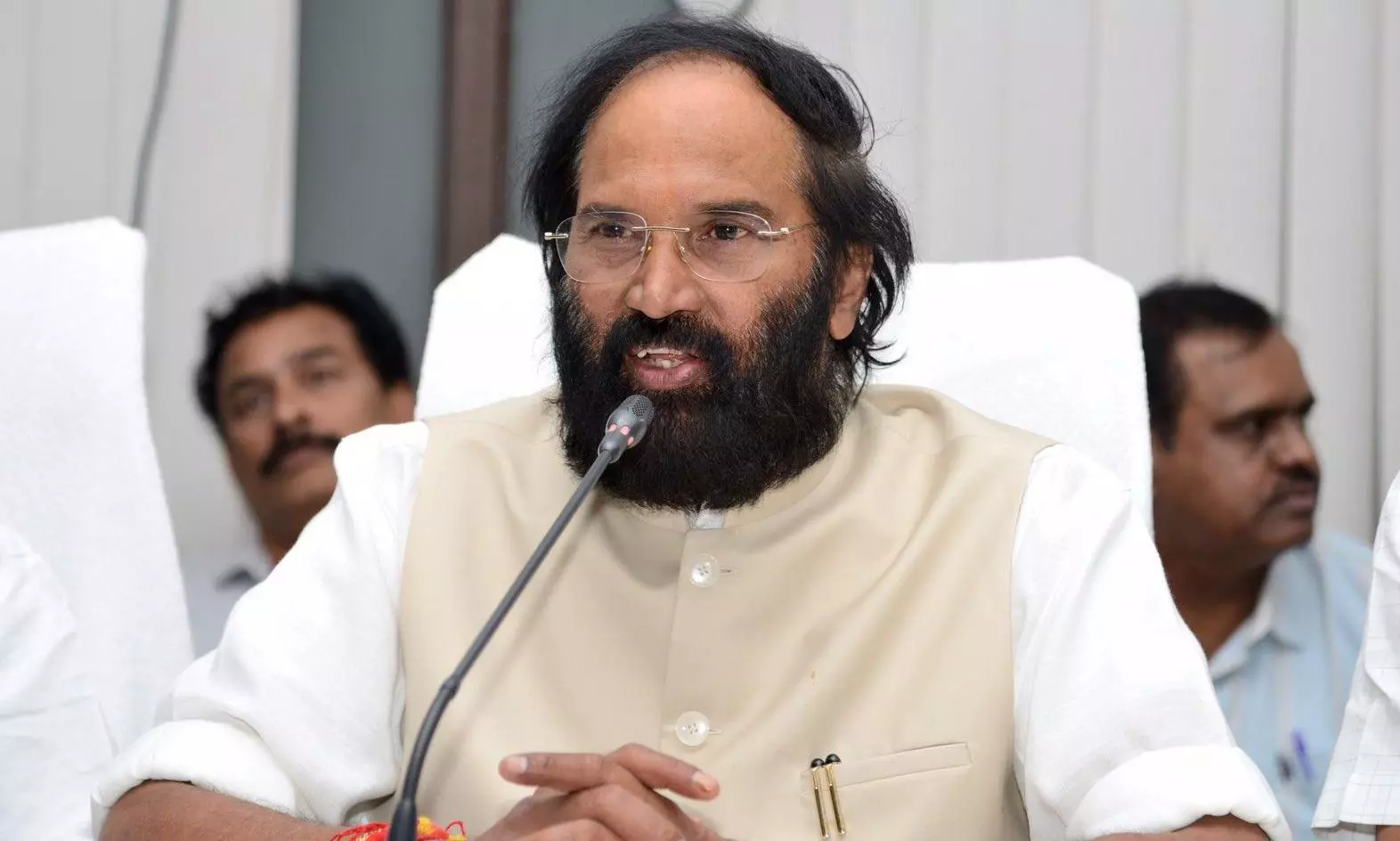 తెలంగాణ నీటి కష్టాలకు ఎల్నినోకీ తోడు కేసీఆర్ వైఫల్యాలు- మంత్రి ఉత్తమ్