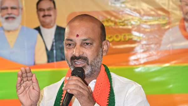 Allegations Against His Son… Union Minister Bandi Sanjay Reacts
