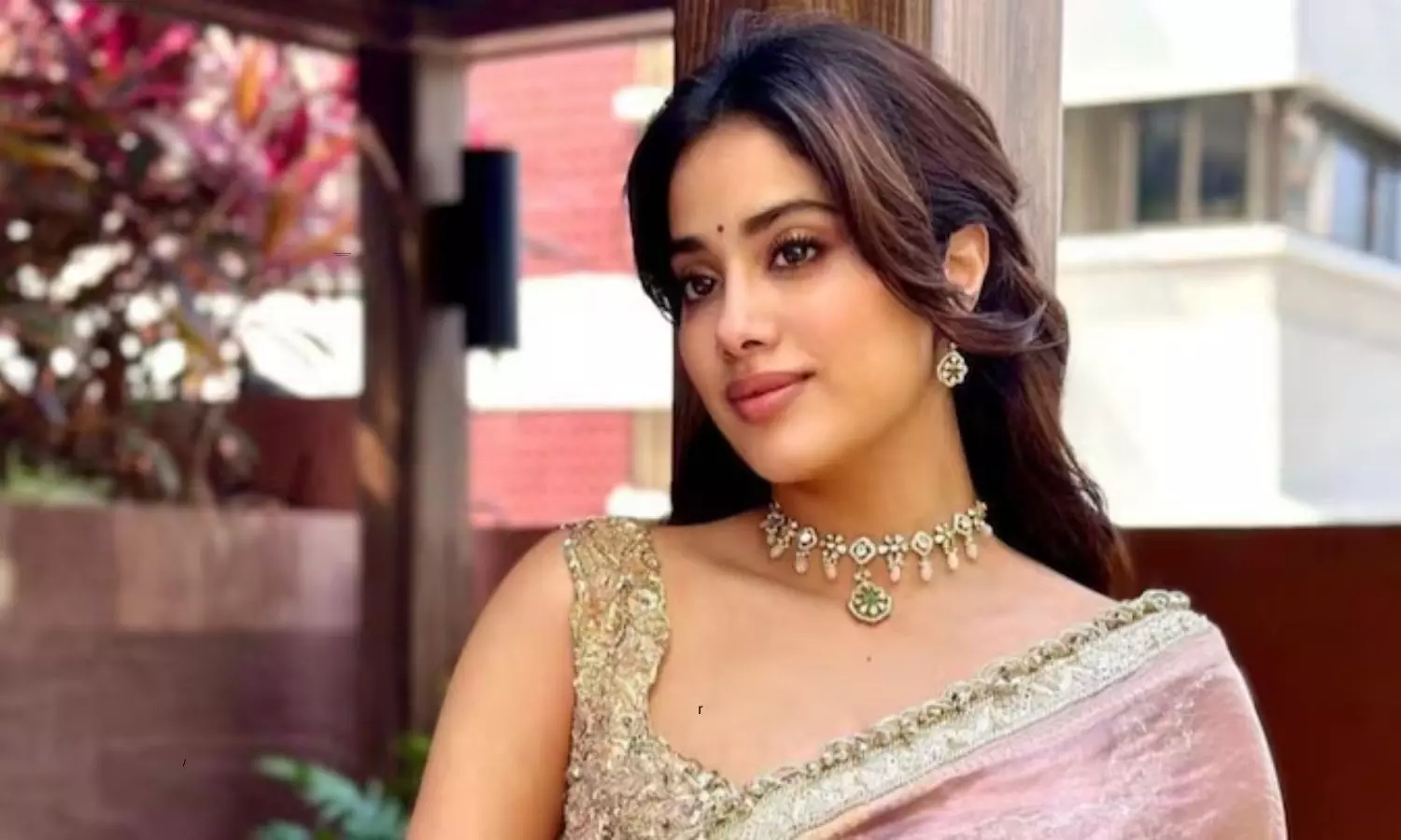 శ్రీదేవి మరణం తర్వాత జాన్వీకి అండగా నిలిచిన వ్యక్తి ఎవరో తెలుసా?