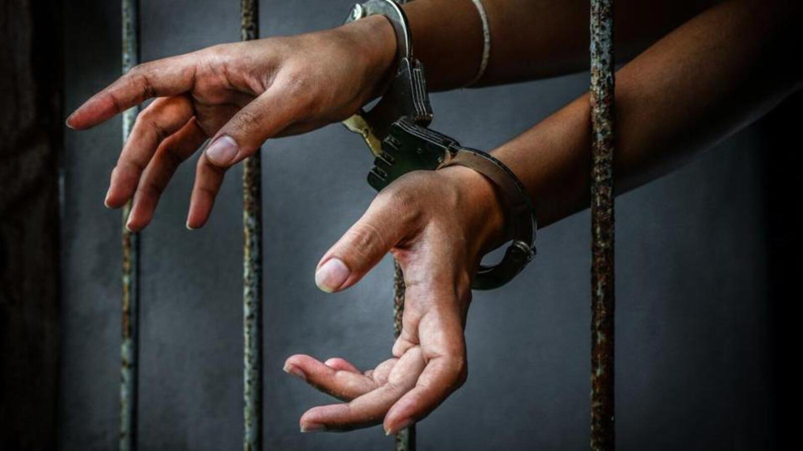 బండి భగీరథను కస్టడీలోకి తీసుకున్న పోలీసులు