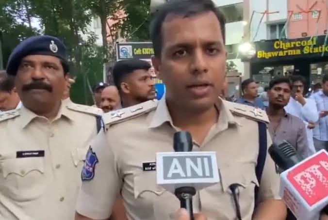 వినాయక అన్నదానంలో మాంసం కలకలం..