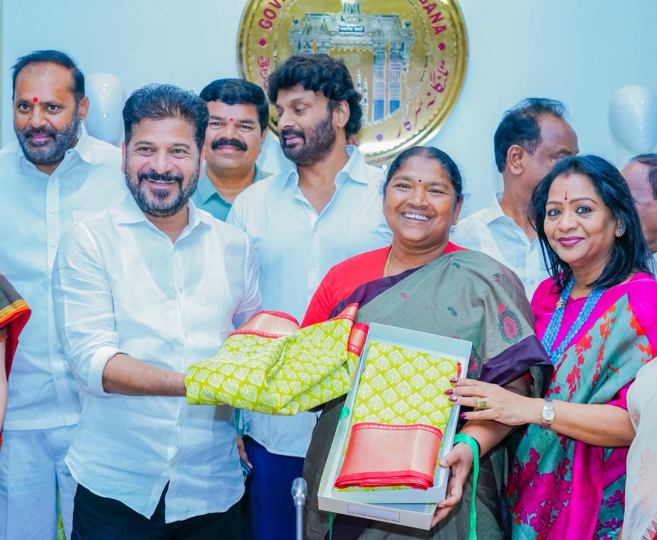 2034 నాటికి కోటి మంది మహిళలను కోటీశ్వరులుగా చేస్తాం - రేవంత్ రెడ్డి