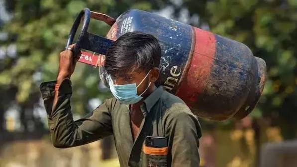 Commercial LPG Cylinder Prices Rise