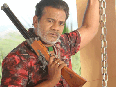 Chitram Seenu Shares Untold Story of His Life