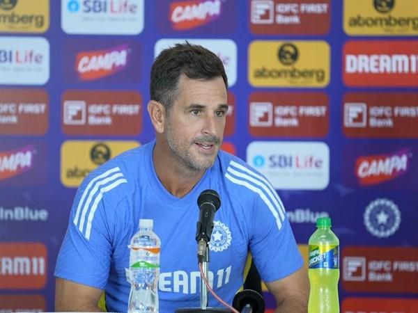 Ryan ten Doeschate Likely to Resign as Team India Assistant Coach After England Series