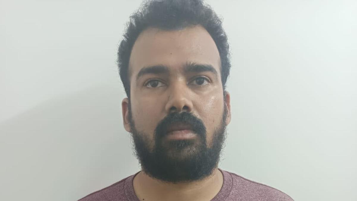 Fake Bomb Threats Across India.. Suspect Arrested in Chennai