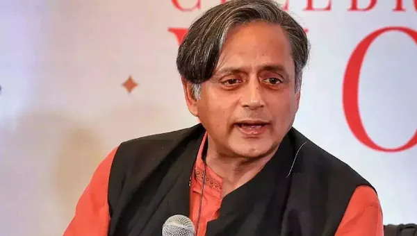 ‘క్వాకర్‌వోడ్జర్‌’ అంటూ శశి థరూర్‌ కొత్త పద ప్రయోగం.. ఎవరిని ఉద్దేశించి?