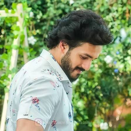 లెనిన్ సక్సెస్ తర్వాత అఖిల్ నెక్స్ట్ ఏంటి?.. ఫ్యాన్స్ డిమాండ్ ఇదే!