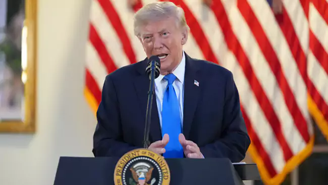 Trump Gives Expensive Gifts to Close White House Staff