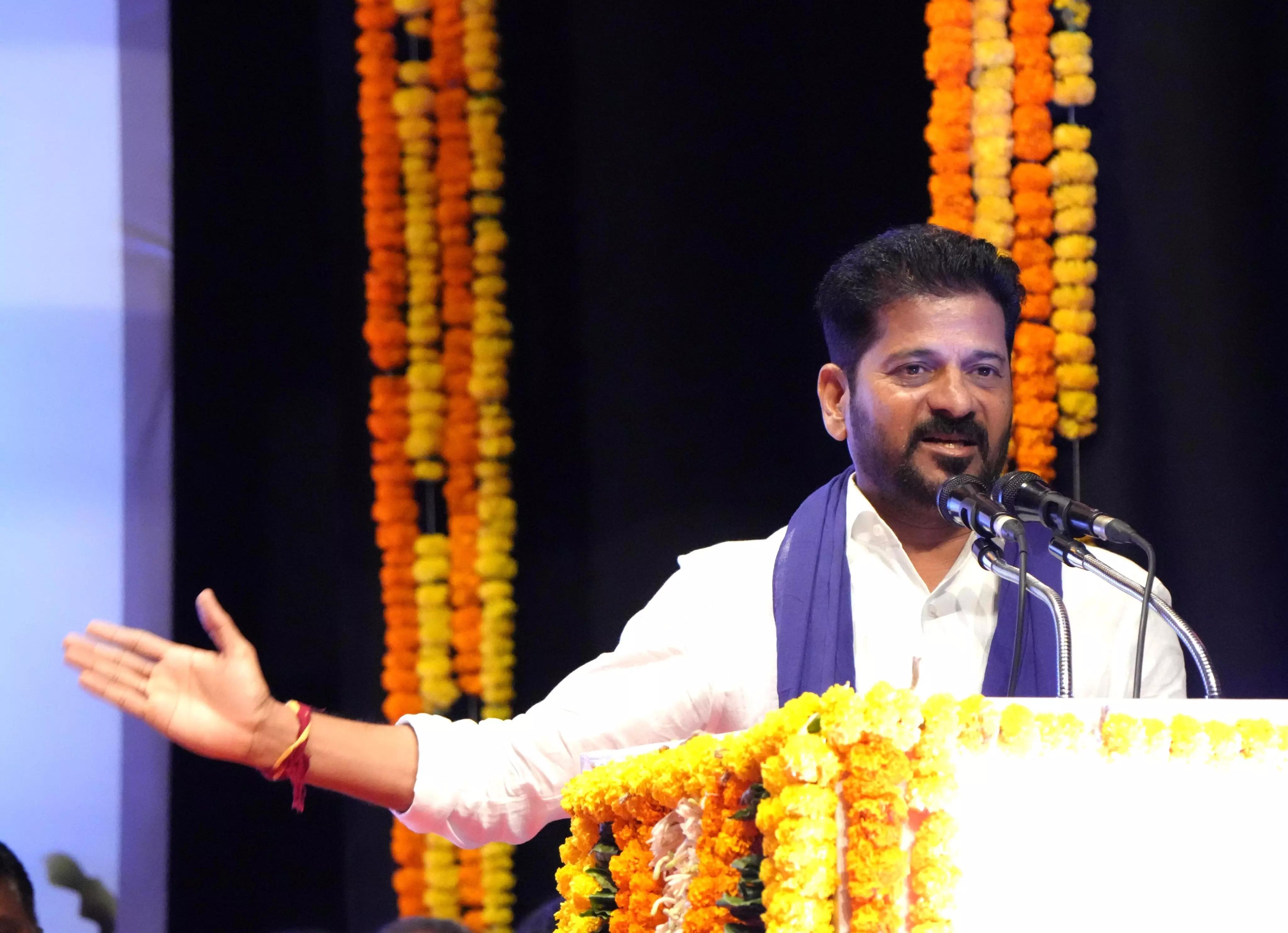 సీఎం రేవంత్‌రెడ్డి డీప్‌ఫేక్ వీడియో కేసులో సైబరాబాద్ సైబర్ క్రైం కేసు నమోదు