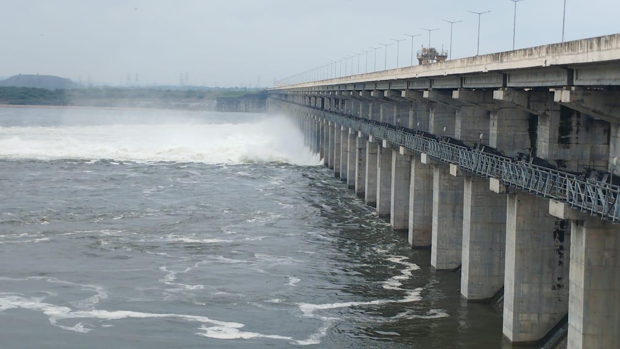 Heavy Inflows to Sripada Yellampalli Project