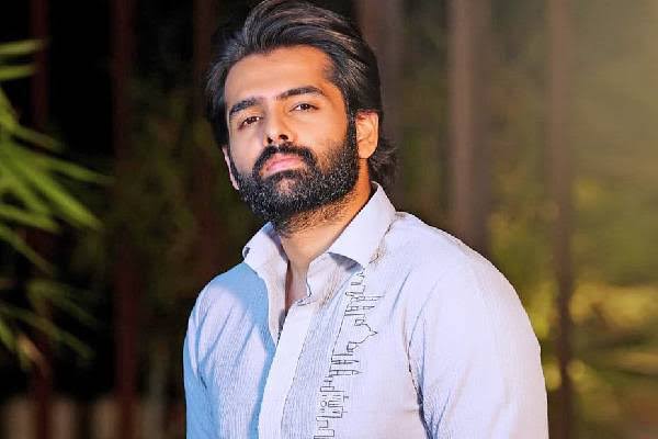రామ్ సినిమా వెనక్కి తగ్గదట?