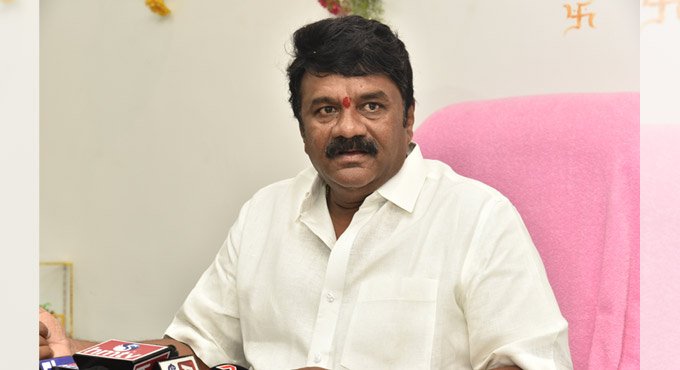 తలసాని–కోమటిరెడ్డి మధ్య రాజకీయ రచ్చ 