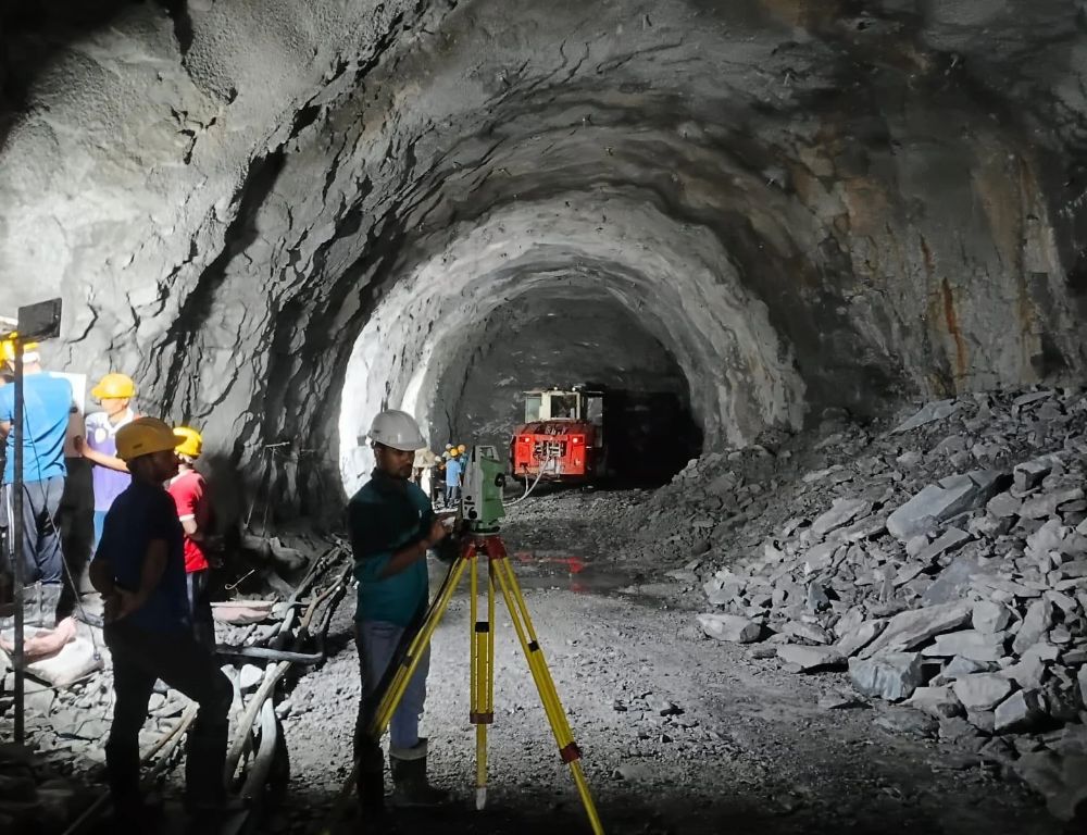 ఎస్‌ఎల్‌బీసీ పనుల్లో కీలక ముందడుగు
