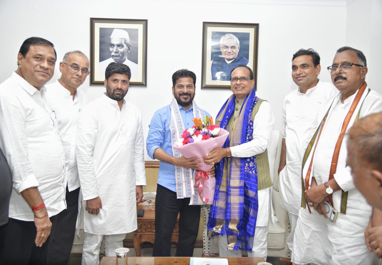 కేంద్ర మంత్రి శివరాజ్ సింగ్ చౌహాన్‌తో సీఎం రేవంత్ భేటీ..
