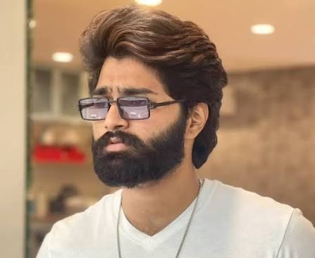 లేడీ ఫోక్ డ్యాన్సర్‌తో ఈశ్వర్ సాయి...వైరల్‌గా మారిన వీడియో