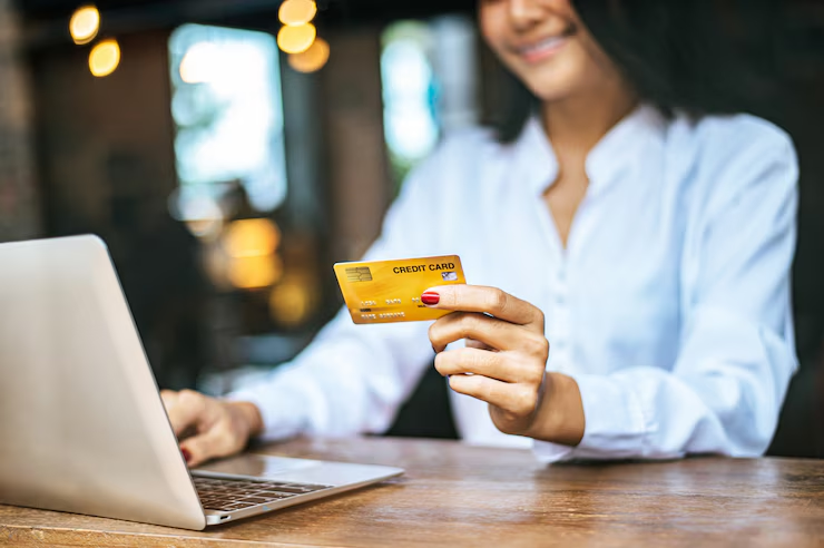 Credit Cards Reshape Buying Decisions
