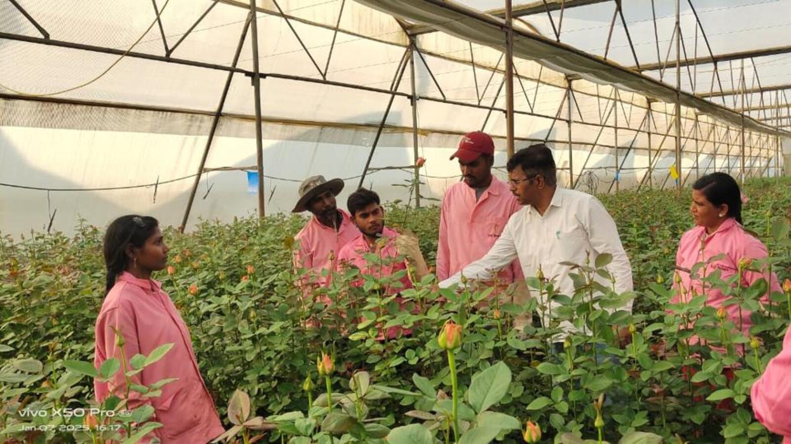 ఒక్క ఎకరాతో నెలకు లక్షల్లో ఆదాయం