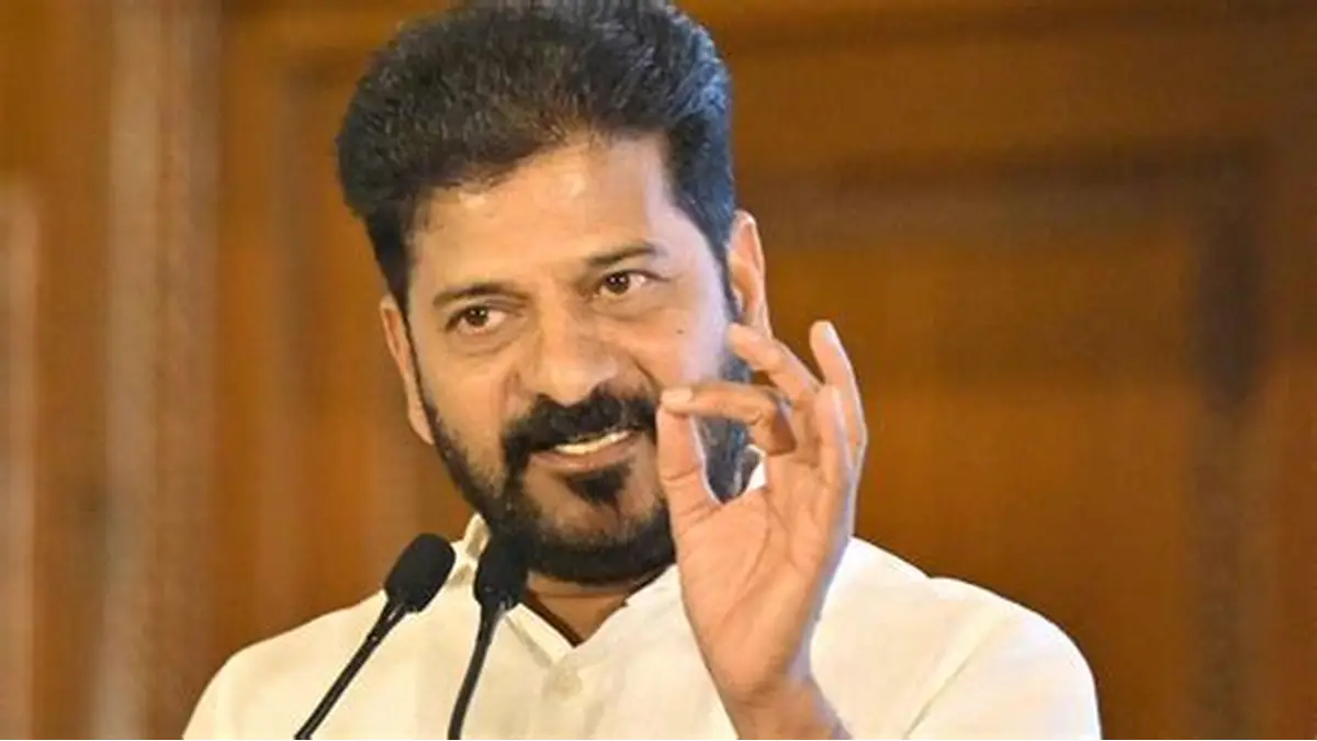 తెలంగాణకు రావడానికి, పోటీ చేయడానికి పవన్కు పూర్తి స్వేచ్ఛ: రేవంత్ రెడ్డి