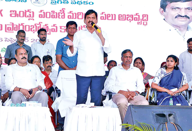 Telangana Will Be Made a Hut-Free State - Ponguleti
