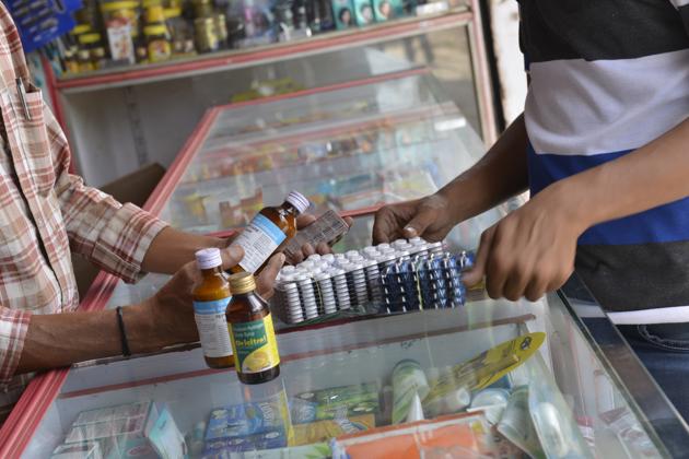 Huge Price Differences in Medicines in UP.. Shocking Details Emerge from Inspections