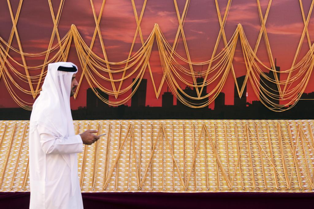 Dubai Gold Chain Enters Guinness World Records, Creates Sensation