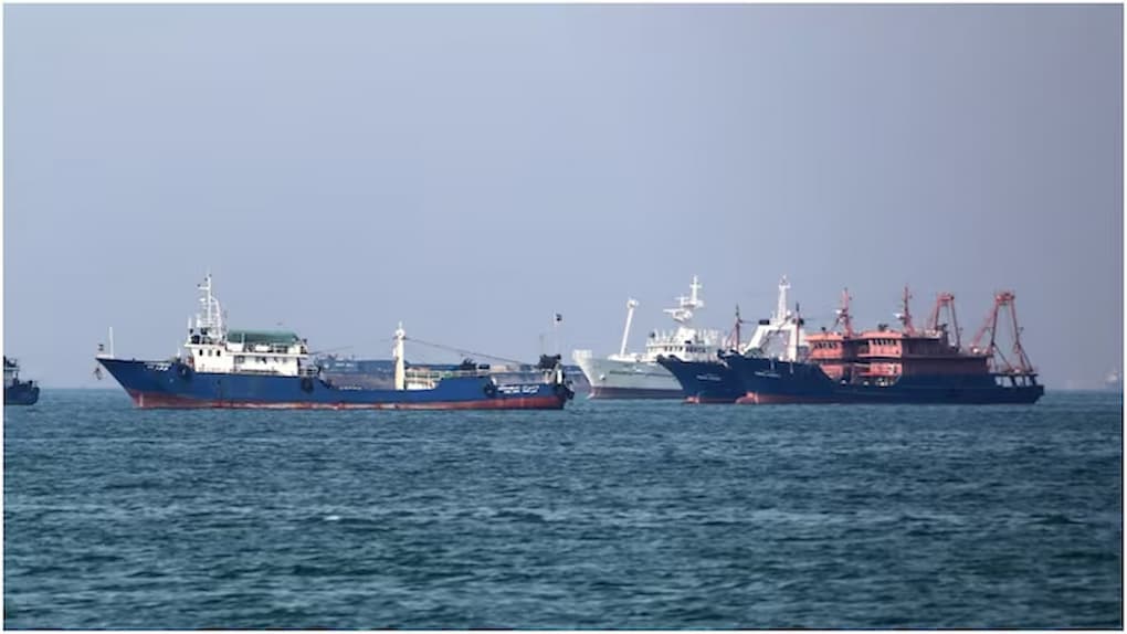 Iran’s Grip on Strait of Hormuz: US Intelligence