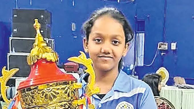 చెస్‌ అండర్‌-16లో దూసుకెళ్తున్న తెలుగమ్మాయి.. 