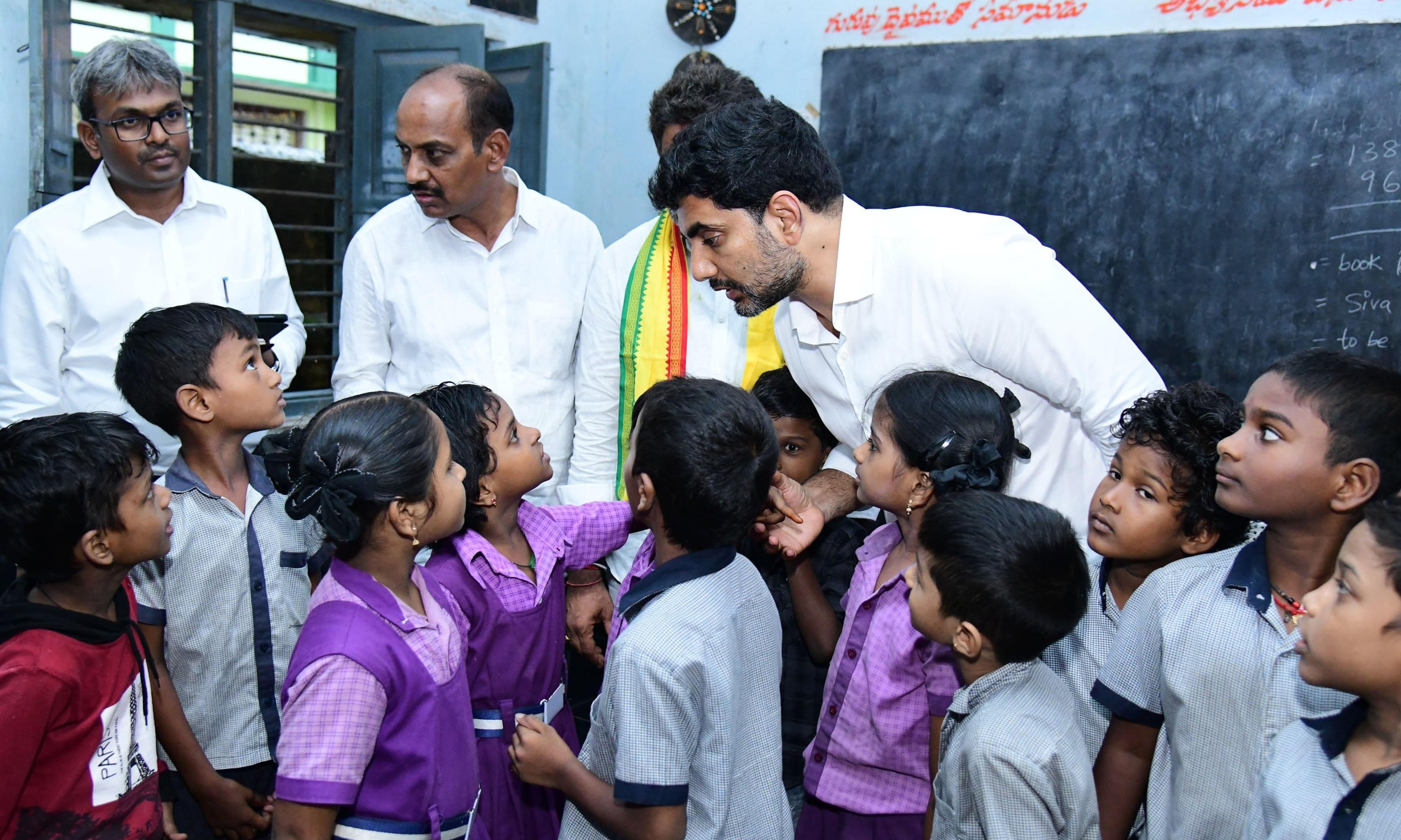 ‘మీ మార్కులే నాకు మార్కులు’- మంత్రి నారా లోకేశ్