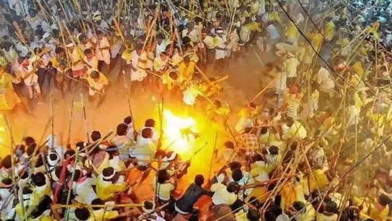 Kurnool Devaragattu Banni Festival Turns Violent; One Dead, Over 100 Injured