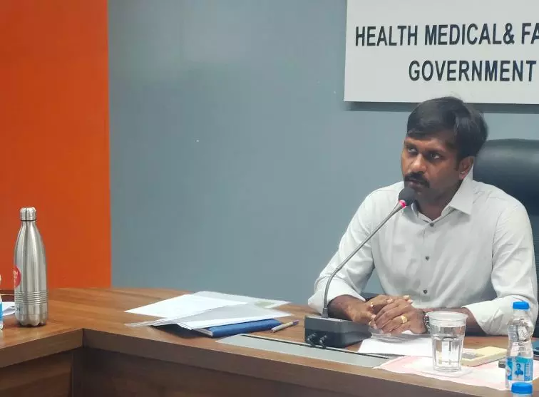 ఎక్సైజ్ అధికారులకు ఆయుధాలపై ప్రభుత్వానికి ప్రతిపాదనలు
