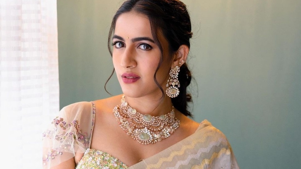 నిహారిక దూకుడు?