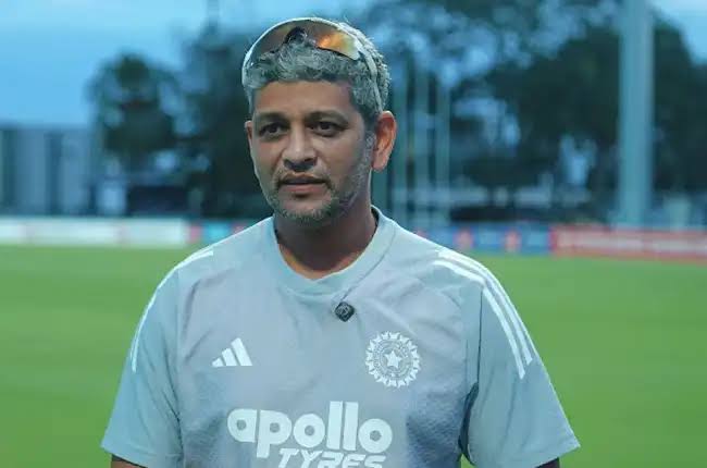 ఆసియా కప్ విజయం తర్వాత ఫీల్డింగ్‌ కోచ్ మజుందార్ షాకింగ్ కామెంట్స్...