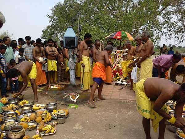 Centuries-Old Men-Only Temple Festival Draws Thousands in Tamil Nadu's Namakkal