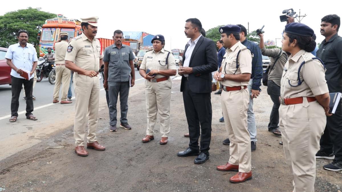 Police Fire in Air as Ganja Smugglers Attack in Alluri District