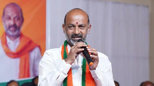 బీఆర్‌ఎస్ ఖతమైంది: బండి సంజయ్ వ్యాఖ్యలు