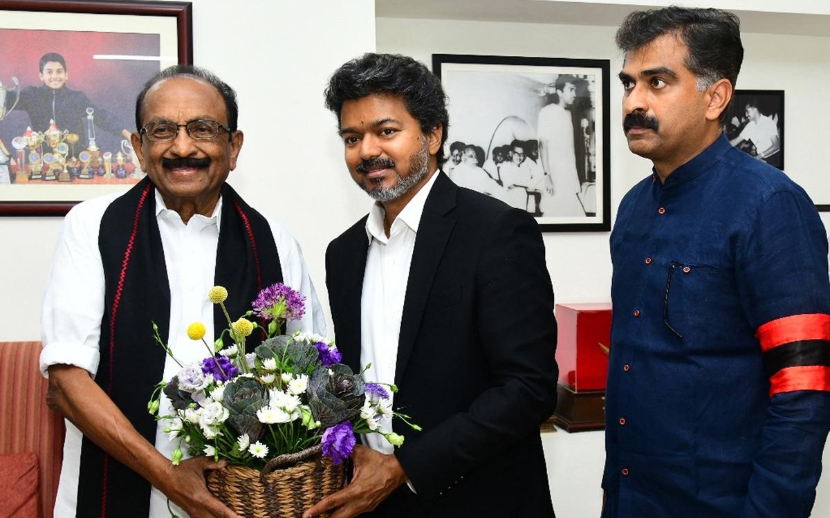 No One Has Done This Before Vaiko Praises Vijay