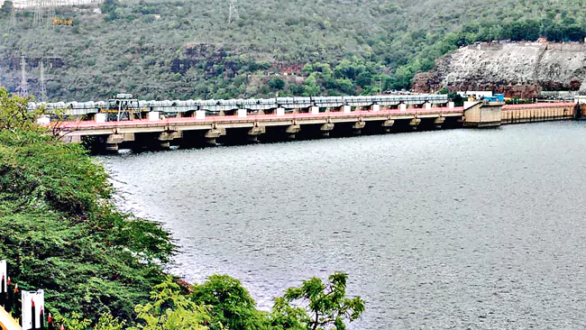 Heavy Inflows into Srisailam Reservoir.. Water Level Nearing Full Capacity